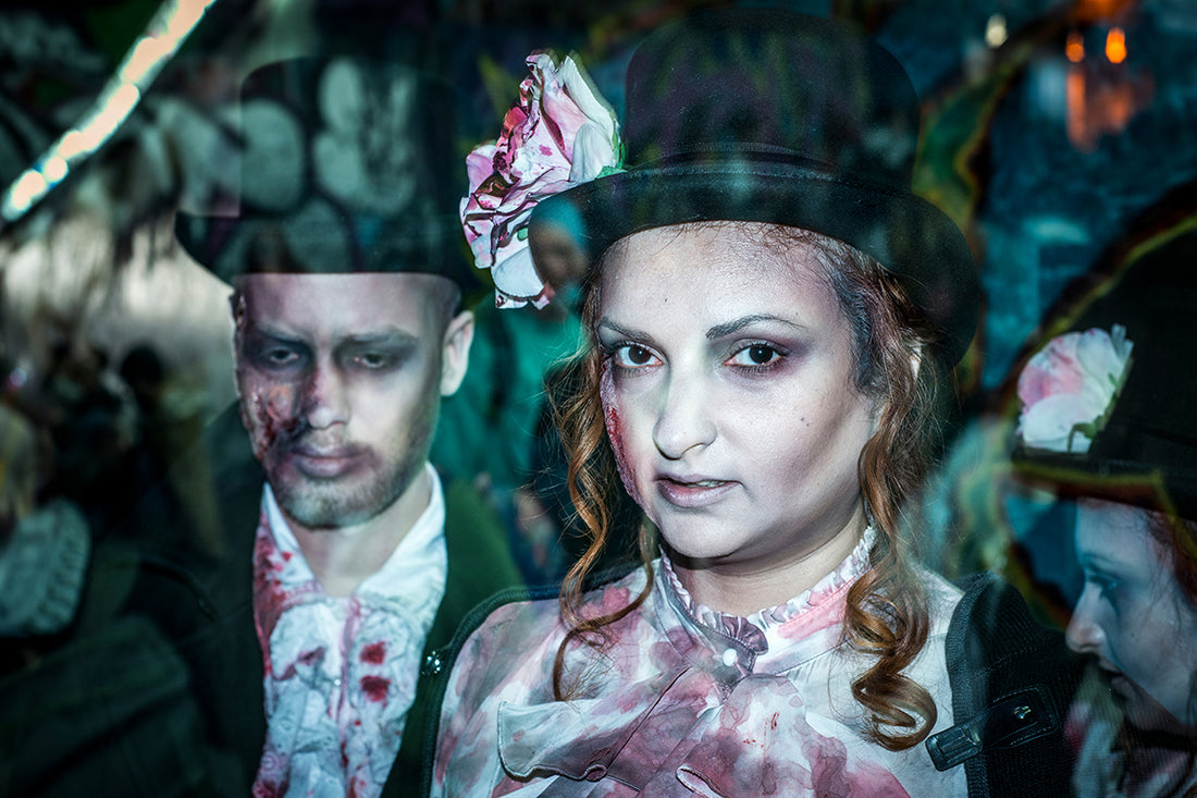 a comprehensive guide to wearing colored contacts for special events