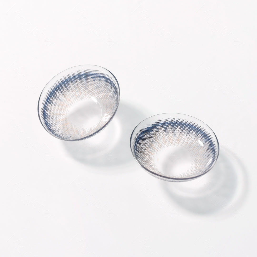 A Real shot image of Flora Azure Blue colored contacts.