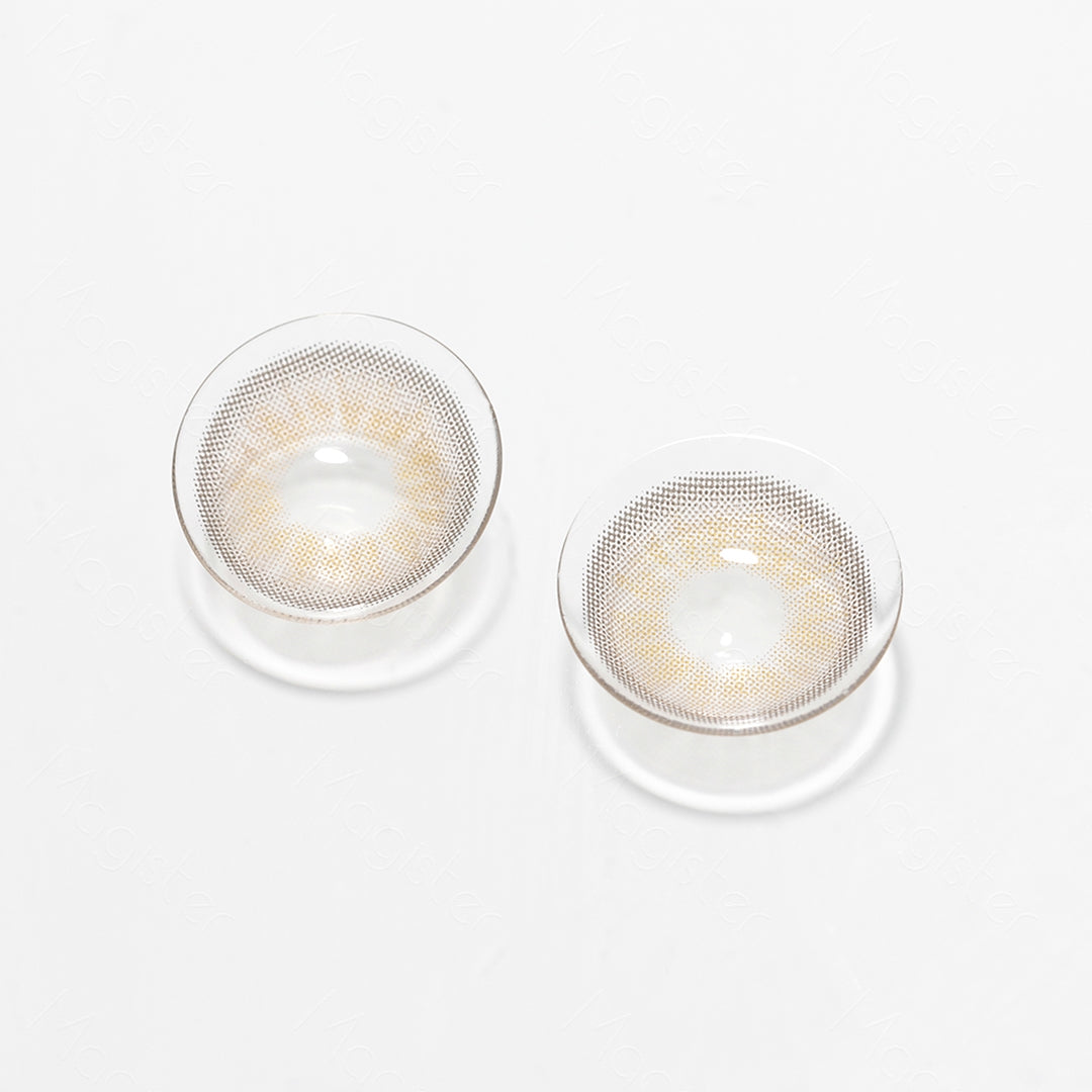 A Real shot image of Desire II Amber Gray Contact lenses.
